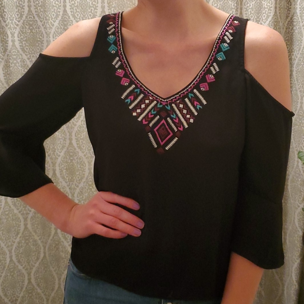 V-neck Embroidered Open-shoulder Boho Blouse